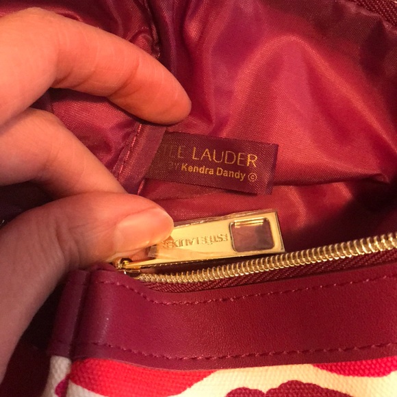 Estée Lauder Pouch and makeup set - Picture 2 of 7